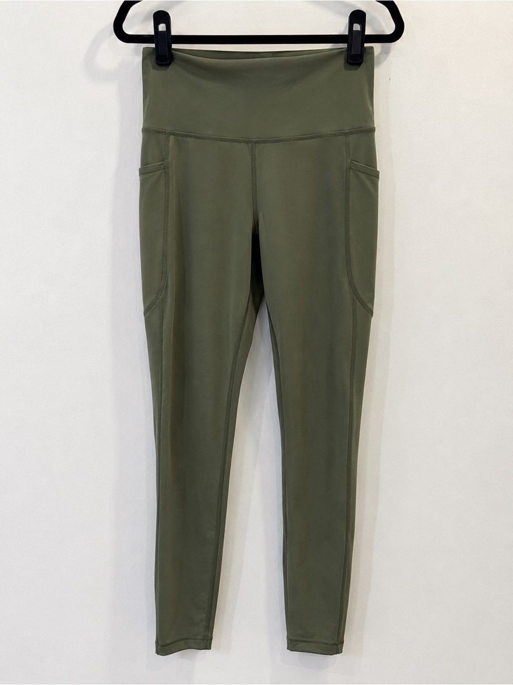 Outdoor Voices Green Leggings Size Small